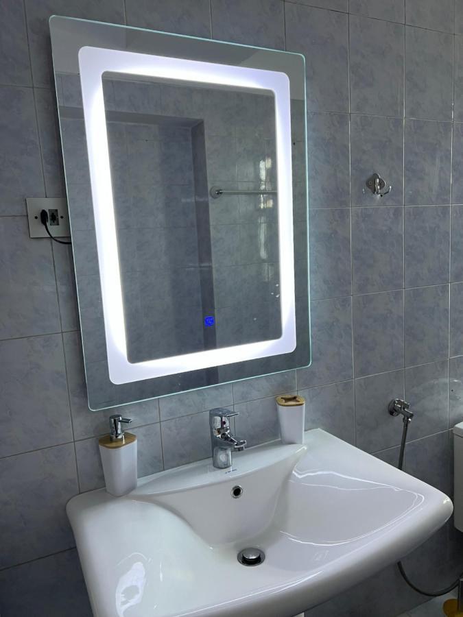Apartment In Skanderbeg Square - Tirana Center 2 外观 照片