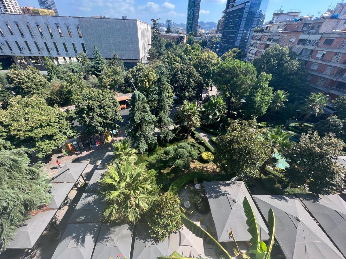 Apartment In Skanderbeg Square - Tirana Center 2 外观 照片