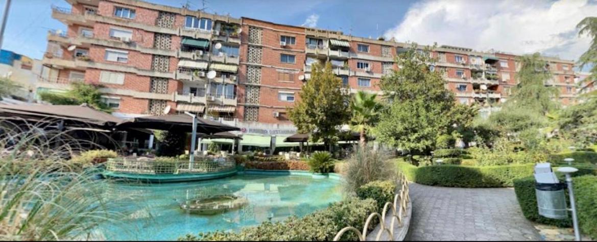 Apartment In Skanderbeg Square - Tirana Center 2 外观 照片