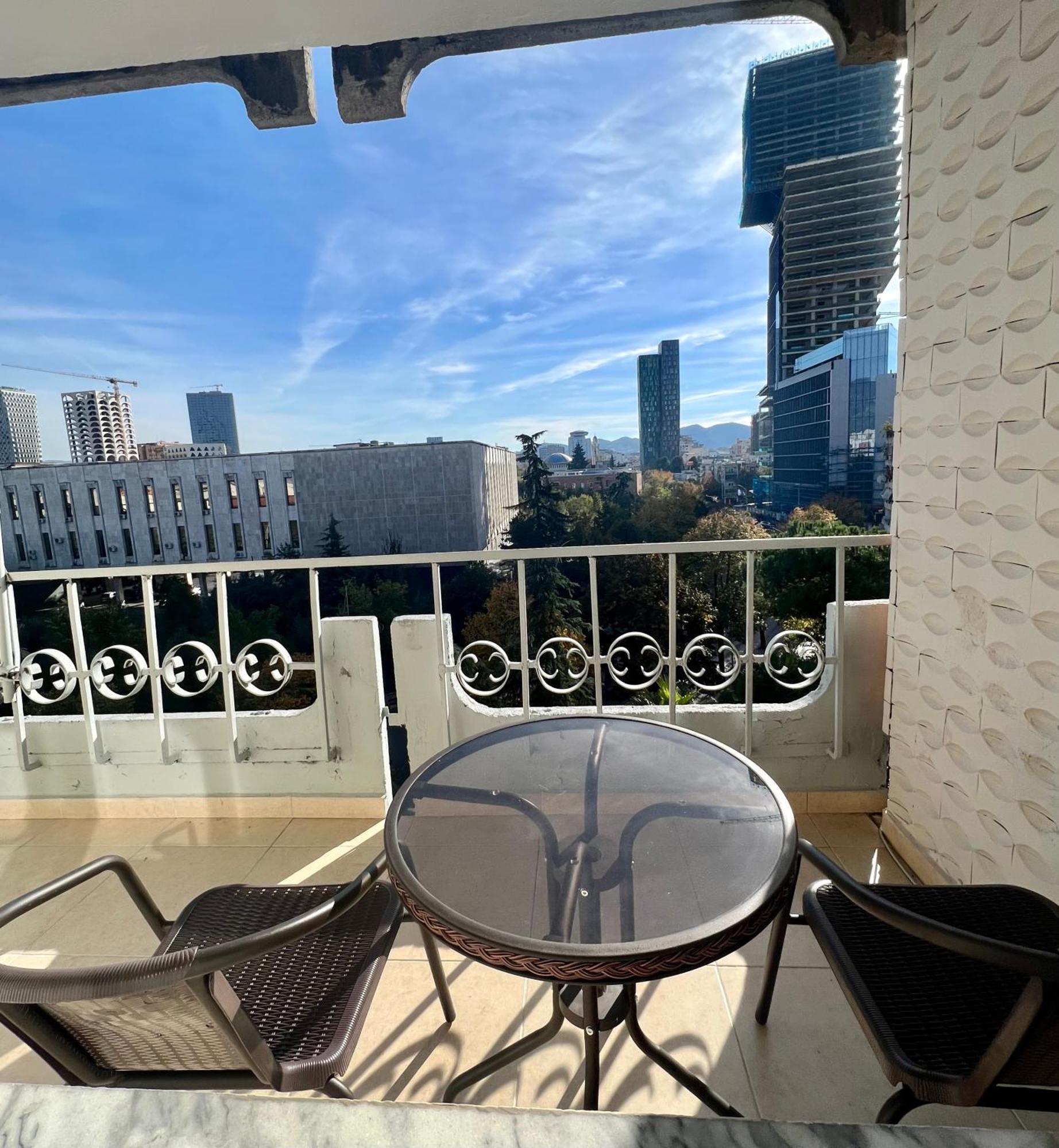 Apartment In Skanderbeg Square - Tirana Center 2 外观 照片