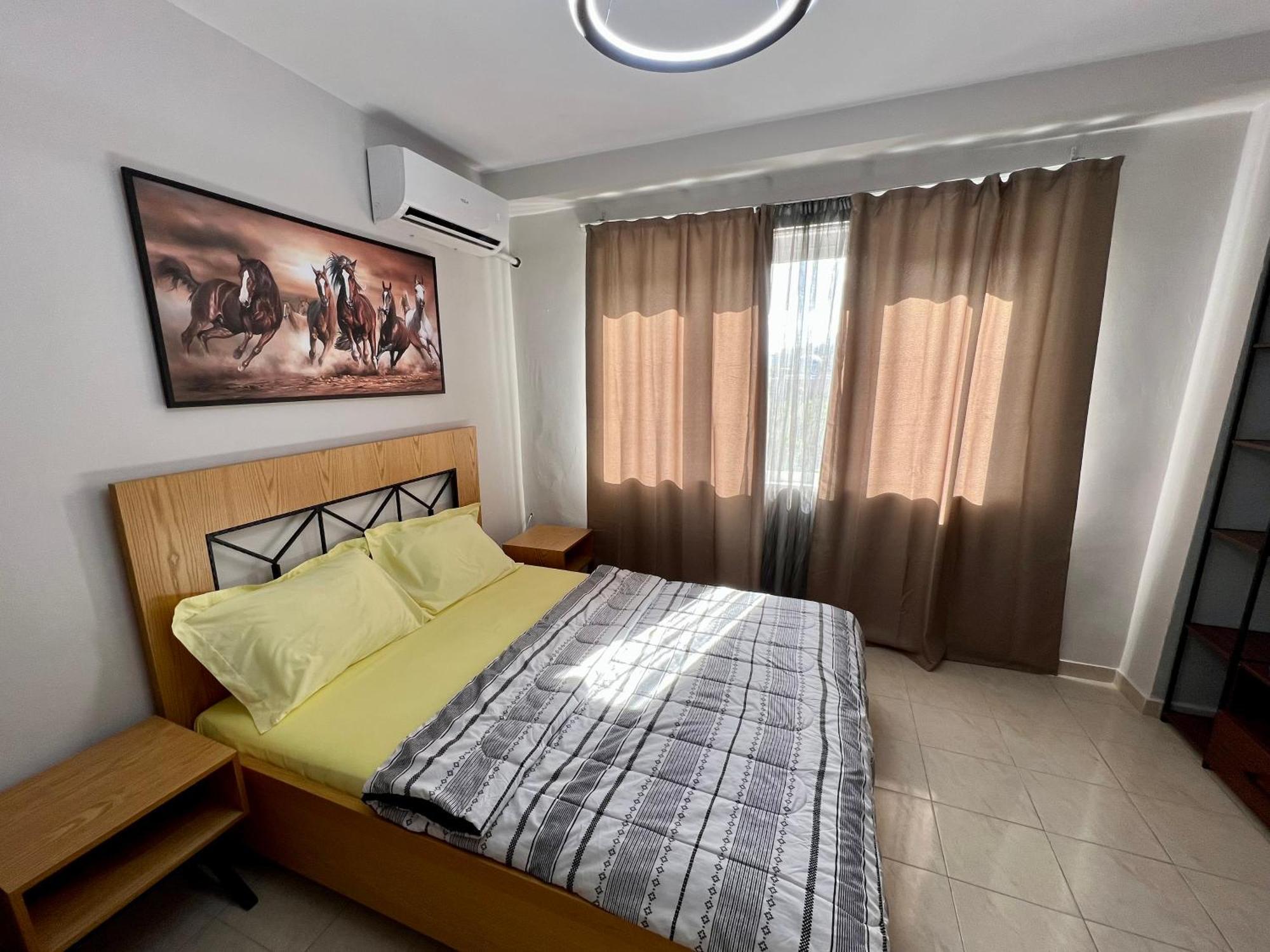 Apartment In Skanderbeg Square - Tirana Center 2 外观 照片